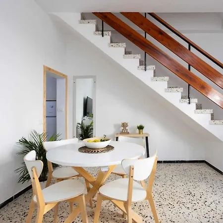 House En Cerca De Playa & Wifi
